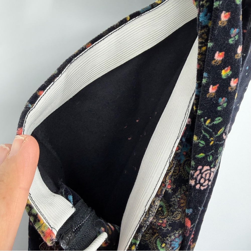 Vintage Black Velvet Moody Witchy Patchwork Floral Pattern Maxi Skirt sz XS belt - Picture 8 of 9